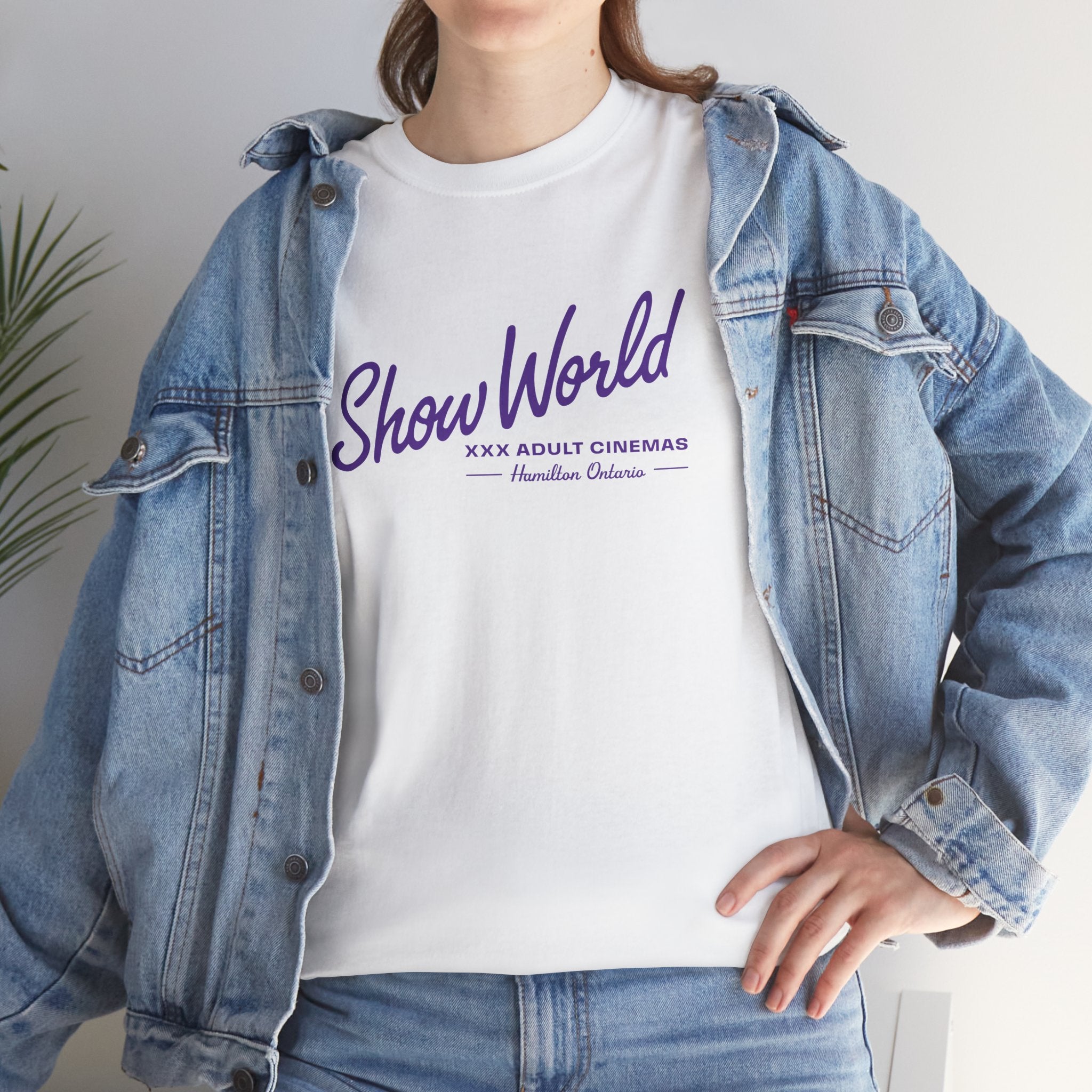 Show World Classic White Tee